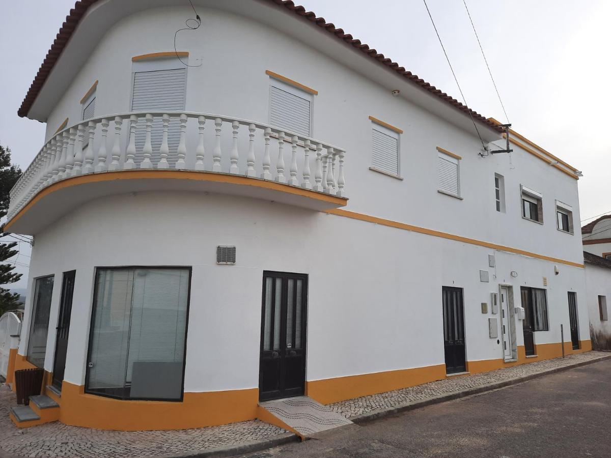 Casa Do Ninho - Entre O Campo E A Praia Cadaval Extérieur photo
